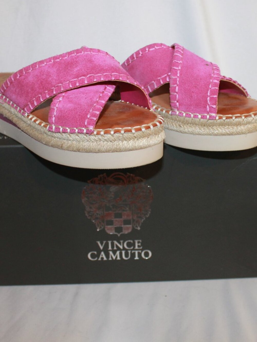 Vince Camuto Belisnda sandals - size 5.5
